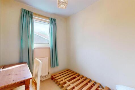 3 Bedroom House For Sale, Custom House, E16, By Ba