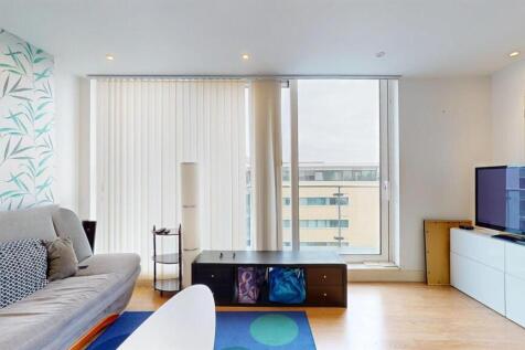 Property For Sale Gallions Reach, E16 (living room