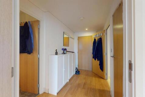 Property For Sale Gallions Reach, E16 (lHall)