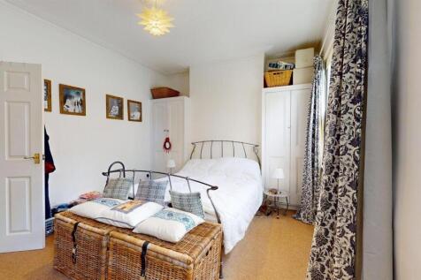 House for sale E15 Barrain London Estate Agents