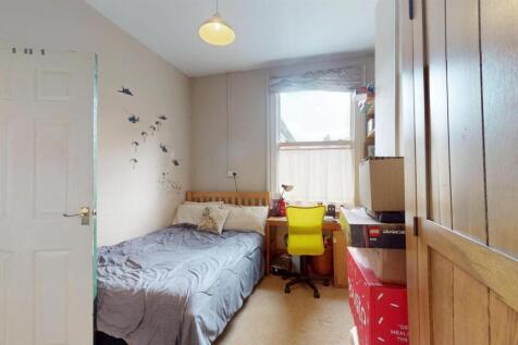 House for sale E15 Barrain London Estate Agents