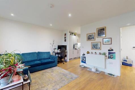 1 Bedroom For Sale, Beckton, E6, By Barrain London