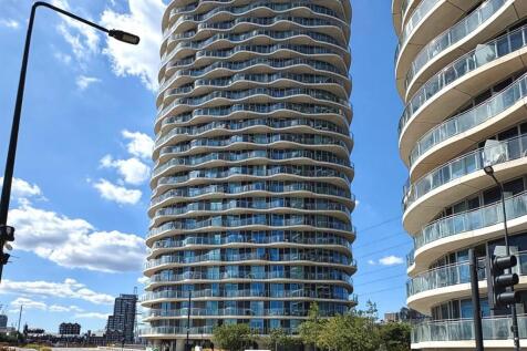 2 Bedroom for sale at Royal Docks, by barrain lond