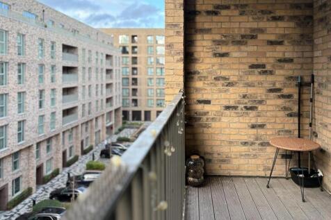 1 Bedroom, New Building, E6 For Sale by Barrain Lo