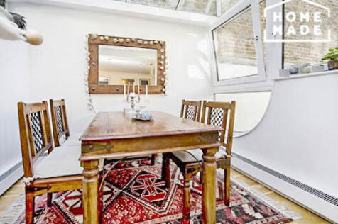 conservatorydining17169071371716929581.jpg