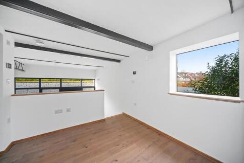 WEB_Photo_1_PrintersMews_Bedroom.jpg