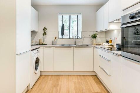 Similar Show Home