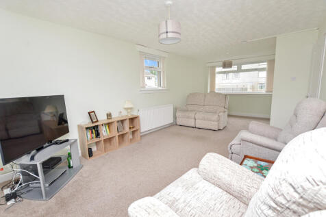 Lounge/ Dining Room