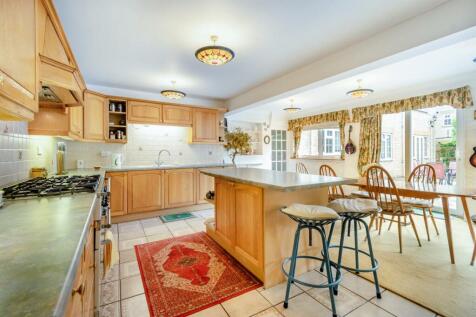 Kitchen 4