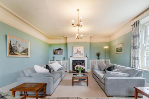 8653107-interior18.jpg