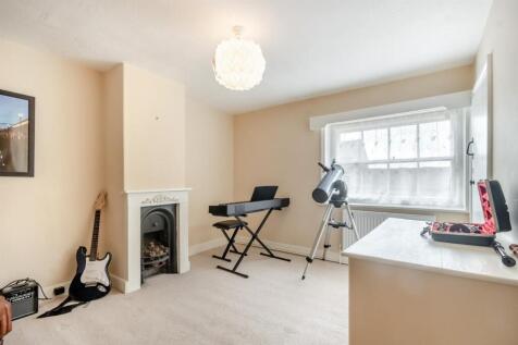 8653107-interior06.jpg