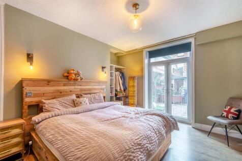 8658748-interior09.jpg