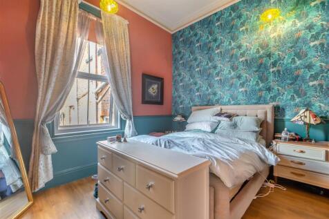 8658748-interior15.jpg