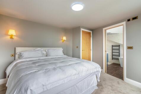8662950-interior18.jpg