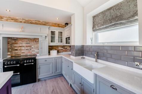 8654036-interior74.jpg