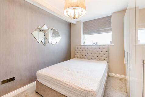 8654036-interior40.jpg
