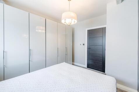 8654036-interior41.jpg