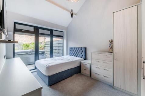 8654036-interior48.jpg