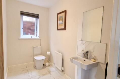 Cloakroom WC