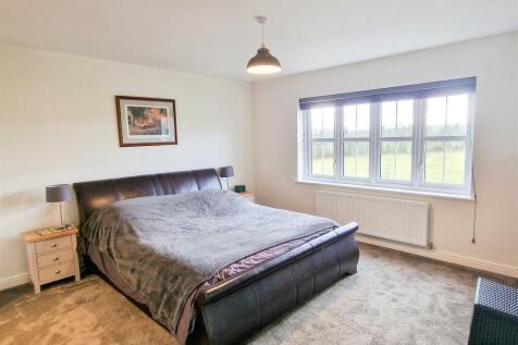 Primary Bedroom.jpg