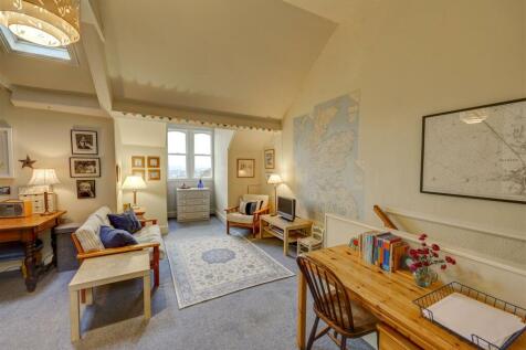 Secondary Lounge