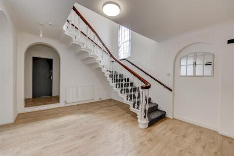 Entrance Hall.jpg
