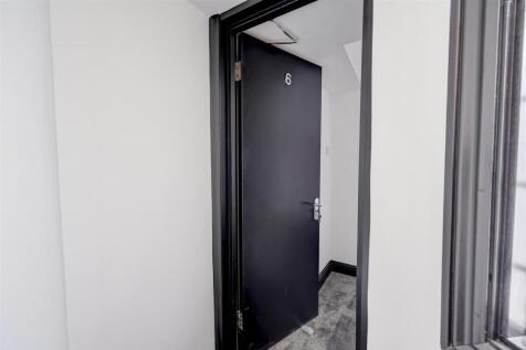 Room 6 Entrance
