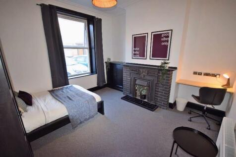 Room 1.jpg