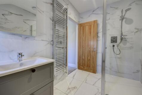 Bedroom Three Ensuite
