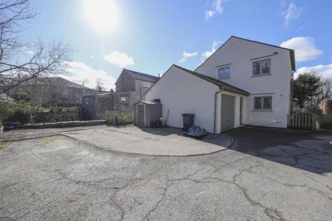 Briarswood Driveway