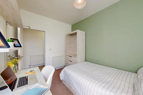 Flat-1-The-Globe-082