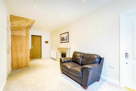 Sitting Room/ Reception