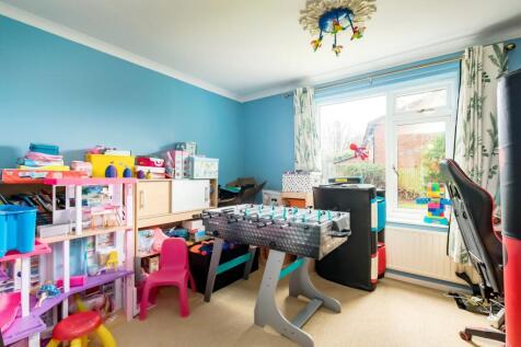 Playroom/2nd Reception