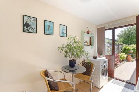 Utility/ Garden Room