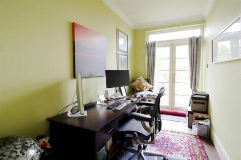 Bedroom/Study
