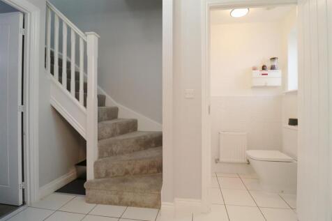 HALLWAY/WC