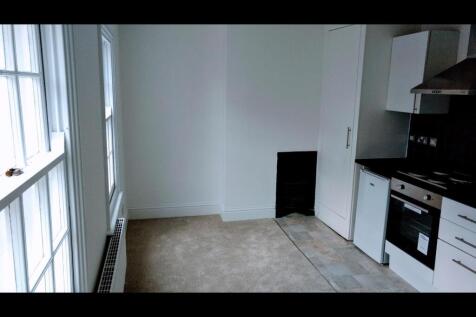 Lounge/Kitchen