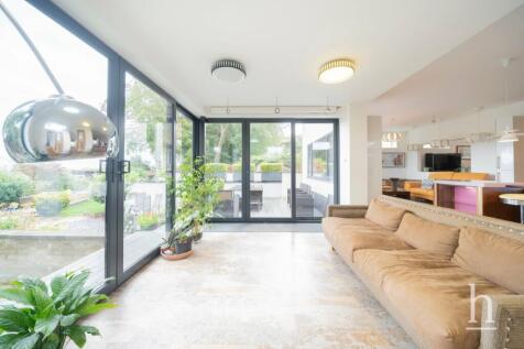 Property Image 43