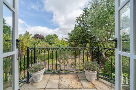 Property Image 11