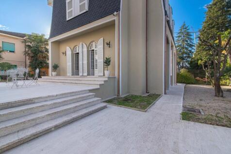 Property Image 71