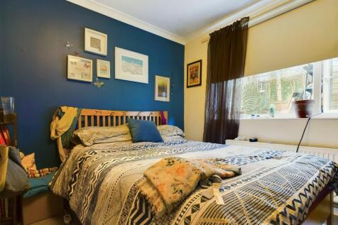 Basement Flat