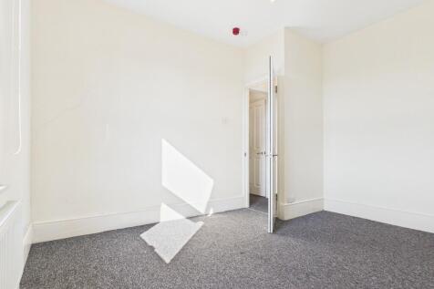 Top Floor Flat