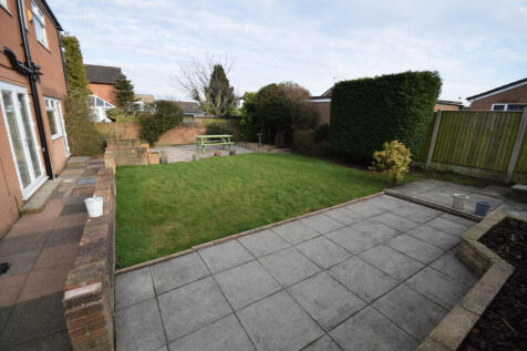 Rear Garden Alt View