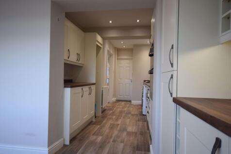 Kitchen (Rear Aspect)