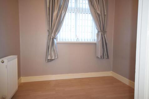 Single Bedroom (front)