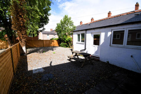 Rear Garden Alt View