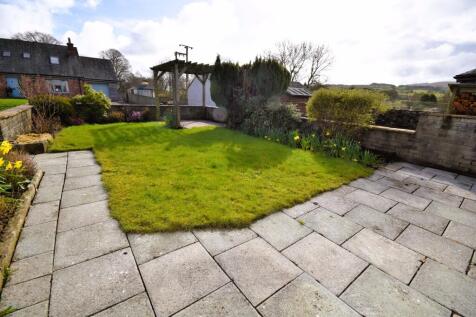 Rear Garden Reverse View