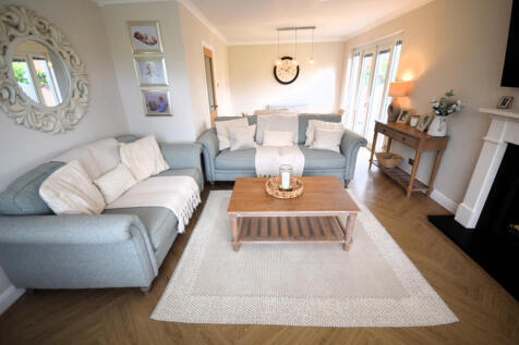 Living Room Alt View