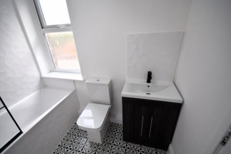 Bathroom Alt View