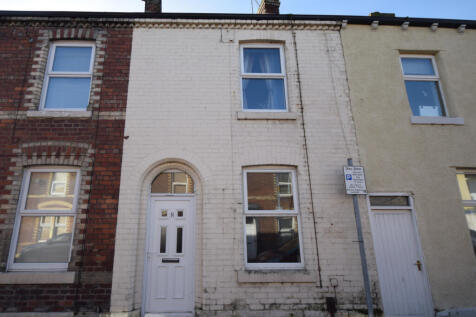 2 Bedroom Terraced house in Denton Holme availabl
